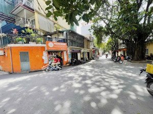 bán ccmn to đẹp có hầm ô tô trong toà - hoàng đạo thành, khương đình