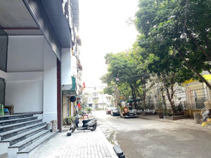 bán toà căn hộ văn phòng dịch vụ tại phúc đồng - long biên - dòng tiền hơn 2tỷ / năm - oto tránh