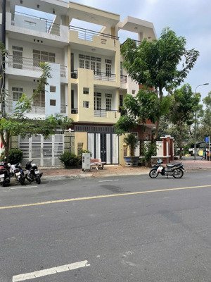 cho thuê nhà phố him lam 6a nhà đẹp, ở lâu dài, giá tốt