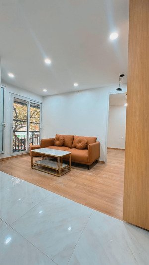 em có căn 1 ngủ 1 khách 1 bếp 40m2 - tầng thấp - khu phương mai - kim liên - nhỉnh 1 tỷ!