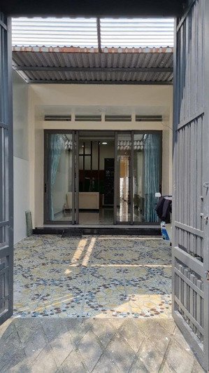 cho thuê nhà riêng tại trung mỹ tây 3, 10 triệu, 104m2, đẹp, nhiều tiện ích