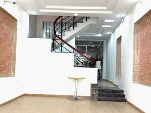 chỉ 21tr, cho thuê nhà mt khu cao lỗ-đồng diều q8. (4x16) 4tầng, 5pn mới đep, nước nóng nlmt