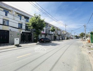 chủ gấp bán giảm sâu 600tr- nhà mặt tiền sát aeon mall tân phú. 3 tầng btct- đường nhựa 12m - 80m2