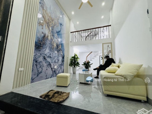 quyết bán trước tết !! tô vĩnh diện dt 30m nhỉnh 6 tỷ lấy đâu ra ?? lại còn tặng full nội thất