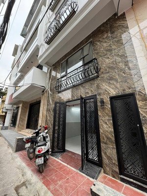 bán tòa nhà dòng tiền phố yên duyên 55m2x7t thang máy - mt 5m - pccc chuẩn - dòng tiền 60tr/th