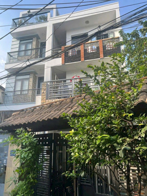 gò vấp 134m2 - chdv 14 pn - ngay thống nhất