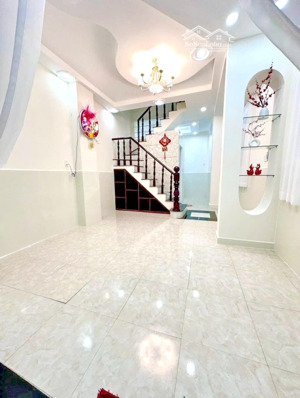 bán nhà mới 2 lầu (4x10m) gần mt đường dương bá trạc p.2 quận 8