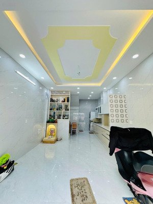 bán gấp nhà hẻm xe hơi 7m âu cơ, p9 tân bình tặng full nội thất nhà đẹp ở ngay 8.6 tỷ tl