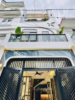 sở hữu nhanh nhà nguyễn đình chiểu, p 4, q 3, dt 86m2, giá 4 tỷ 350tr, cho thuê 27tr, sổ hồng riêng