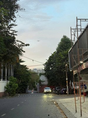 bán đất 2 mt đs4 quốc lộ 13, hiệp bình phước thủ đức, dt 15x74m cn 1128m2 giá 60 tỷ