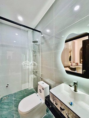 nhà bán nhanh chủ nợ ngân hàng gấp ,shr