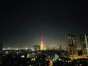 cẩn bán ch 2pn2wc 64m2 thủ thiêm sky,thảo điền q2, full nội thất,view đẹp,có sẵn hdt .giá: 5tỷ650