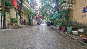 đại học mỏ địa chất. bán nhà 2 tầng, 50 m2, ngõ thông kinh doanh, ô tô, giá nhỉnh 8 tỷ