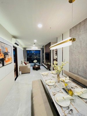 cần bán căn 2pn-2wc 65m2 mặt tiên ql13 view nội khu hồ bơi, tầng đẹp view đẹp, giá tốt nhất dự án