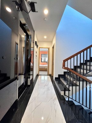 bán nhà cao thắng 101m² 5 tầng - 29.9 tỷ - dòng tiền 1.14 tỷ/năm