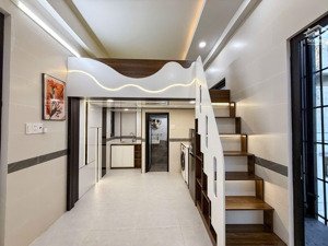 bán nhà duy tân 90m² 5 tầng - 18.5 tỷ - dòng tiền 1.08 tỷ/năm