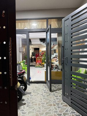 bán nhà 2 tầng 2 mê phạm công trứ, đấu lưng trục chính phạm hùng - 100m2 3pn - giá chỉ 5.85 tỉ tl