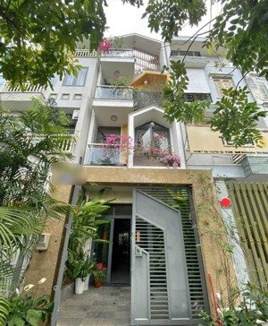 xoay vốn bán gấp nhà thạch lam, tân phú. giá 4tỷ770/75m2. trệt,2lầu-4pn. sổ cầm tay sang tên ngay