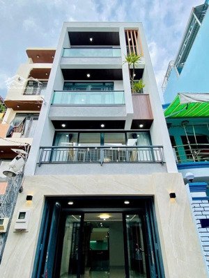 cô lan về quê cần bán nhà tân cảng-p25-bình thạnh gần cầu sài gòn. 3tỷ890/82,6m2 đang cho thuê 25tr