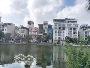cần bán căn nhà mặt hồ khu đội cấn vị trí cực đẹp tòa nhà văn phòng .dòng tiền cực tốt
