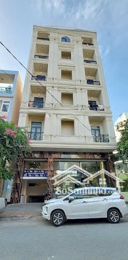 bán chdv siêu dòng tiền cao quận 7;(10x20)giá 75 tỷ;hđt;250triệu/th,hầm 7tầng