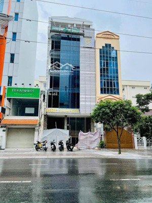 bán toà nhà siêu phẩm quận 1 ;(12x20)giá 140tỷ;hđt;400triệu/th .hầm 7 tầng .tm