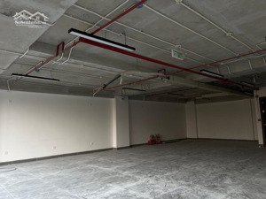 siêu phẩm toà văn phòng 10 tầng phố chu huy mân long biên dt 120m2 mt 9,5m kd 2tỷ/năm giá chỉ 50tỷ