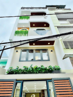 định cư mỹ bán nhà trần ngọc diện, quận 2. giá:6,76tỷ/ 67,6m2.sổ mới,hoàn công đủ. hđ thuê 33 triệu