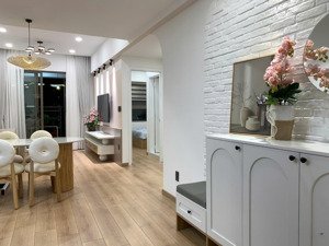 bán nhanh trước tết ch saigon south residences. căn góc 75m2. nhà đẹp- nội thất mới- giá 6.490 tỷ