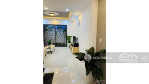 quá ngon- cách 1 căn ra mặt tiền đường trần quang khải, q1- 4,1x 20m xd 4 tầng- 9,9tỷ tl 