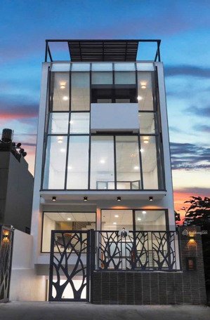 siêu phẩm khan hiếm mặt tiền cách mạng tháng 8, quận 3 - dt:6x30m - 4 tầng - hđt:170trđ - giá 97 tỷ