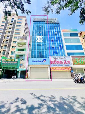 Cho Thuê Nhà Mặt Tiền: 20 Nguyễn Thị Minh Khai - Quận 1