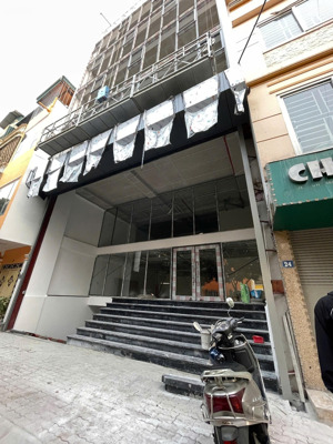 bán toà văn phòng chu huy mân, long biên. dòng tiền trên 2 tỷ/ năm. lh: 