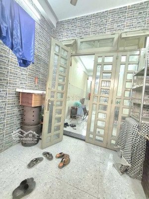 bán gấp nhà hẻm xe hơi ni sư huỳnh liên, 38m2, 4 tầng 3pn 3wc, nở hậu nhẹ, sổ vuông, không lộ giới