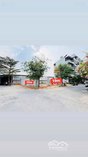 cần bán lô đất góc 2 mặt tiền vị trí đẹp kề bên gò vấp - phù hợp mở quán caphe