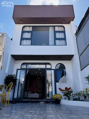 Nhà Mê,Mới 5*18m,hẻm Nguyễn Hữu Thấu,gần Hoàng Việt,nhiều lô khác