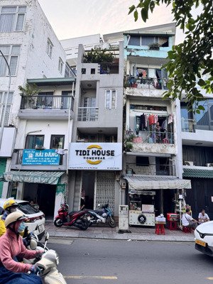 bán nhà mặt tiền huỳnh văn bánh, giá 9,05 tỷ, đất 26.1m, 1trệt 3lầu sàn 80m