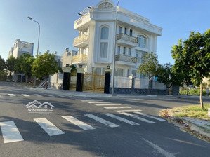 bán đất thiên lý quận 9 dt 7x17m sạch đẹp không vướng hố ga tụ điện. giá 11 tỷ