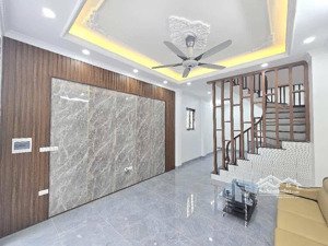 bán nhà thường tín dt35m2 giá hơn 2 tỷ ô tô ngũ trong nhà vị trí đẹp vừa ở vừa kinh doanh