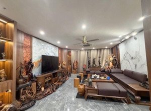 căn nhà đẳng cấp phố ngọc hà - 85m - 8t thang máy - mặt tiền rộng - 27,5 tỷ.