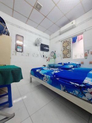 nhà đẹp 2 tầng phú thọ hòa cách ô tô 20m 43m² 2pn 2wc sổ hoàn công giá chỉ 4.95 tỷ