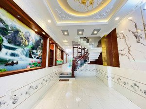 nhẹ đẹp kìm mã, đón tết rực rỡ 42m 4t 7,8 tỷ.