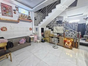 bán nhà 3 tầng linh chiểu sau trường lê quý đôn- ngang 7.2m - có dòng tiền sẵn hàng tháng