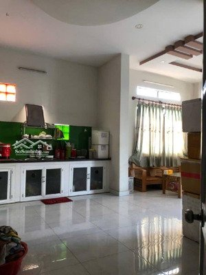 bán nhà lái thiêu - 2 mặt tiền kinh doanh - đường 3 tháng 2 - 3 tầng - trung tâm - giá 11,7 tỷ