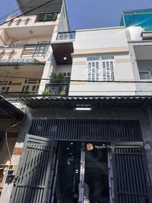 hot, bán gấp nhà riêng lê đình cẩn, btân, 48m2, 2 tầng mới 100%, hẻm 6m xe hơi ngủ trong nhà, chỉ 4