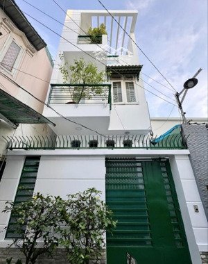 ~nhà mới ở ngay hxh 7 chỗ hoàng hoa thám phú nhuận _ 87 m2 giá 12tỷ sát mặt tiền ngay phan đăng lưu