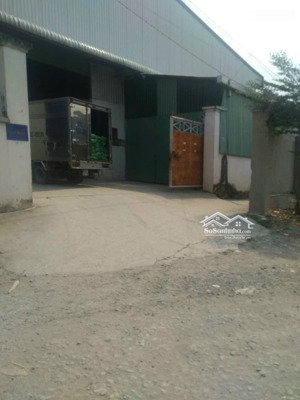 bán xưởng 961m2 đất thổ 100%, đường xe lớn, sẵn trạm điện, văn phòng, hoạt động đa ngành nghề
