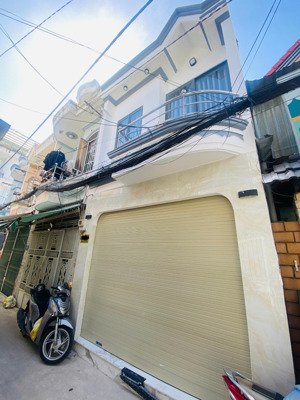 siêu phẩm giá tốt! dt: 3,8 x 9,2m (2 tầng) 4,99 tỷ tl huỳnh văn nghệ, p15, q,tân bình nở hậu nhẹ!