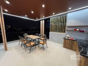 biệt thự 4 tầng - thang máy - mặt tiền trần sâm - sơn trà - tài sản giữ tiền - dòng tiền cao cấp.