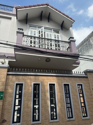 giảm 500t, biệt thự, 3tầng, 175m2, gần làng đại học quốc gia, linh xuân thủ đức, giảm về 14,x tỷ.